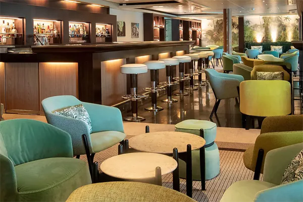 Пиано-бар - палуба 5