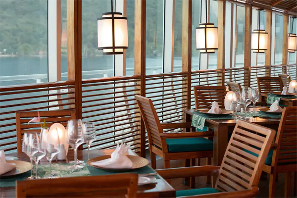 L’Etoile - Палуба 5